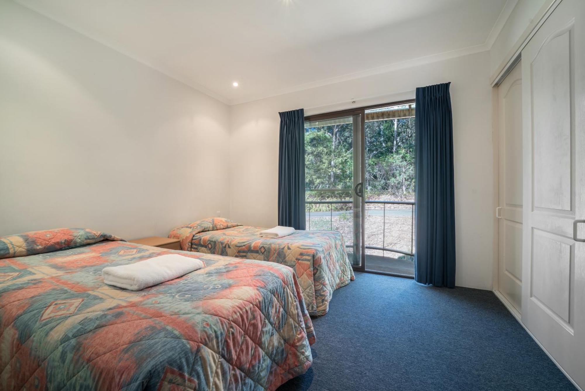 Avoca Beach Hotel Bagian luar foto